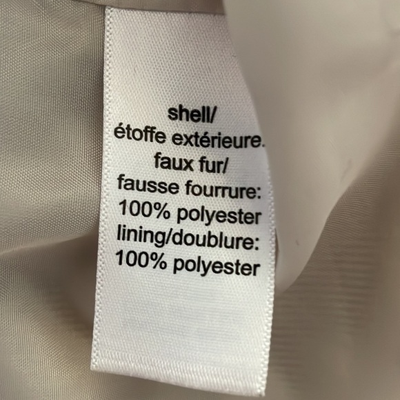 Maurices Vest Faux Fur Beige Cream Zip Closure Boho Chic Mobwife Preppy Medium - Picture 6 of 8